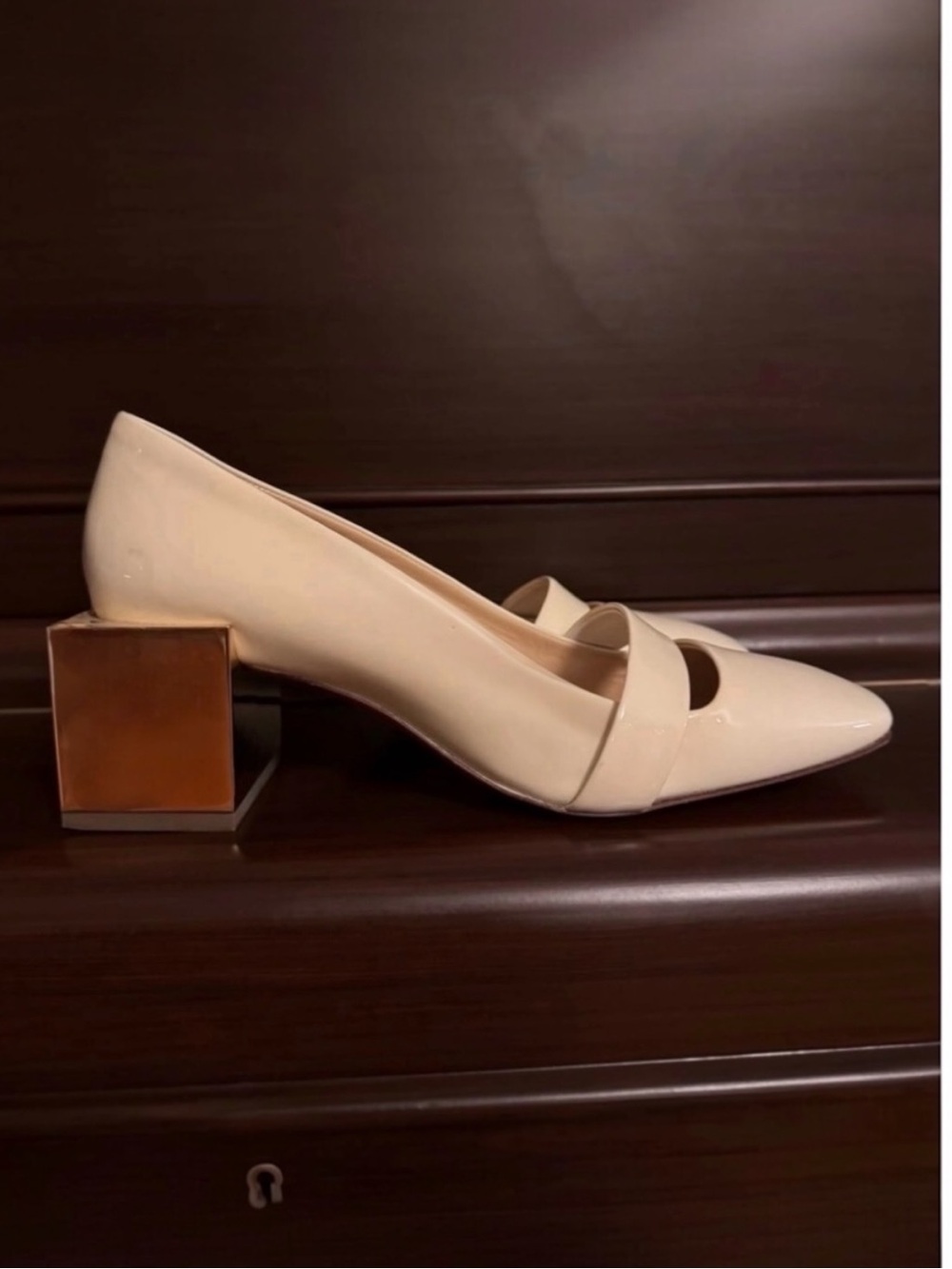 Christian Louboutin Cream Patent Mary Jane Block Heel Pumps Size 38 - Picture 5 of 11